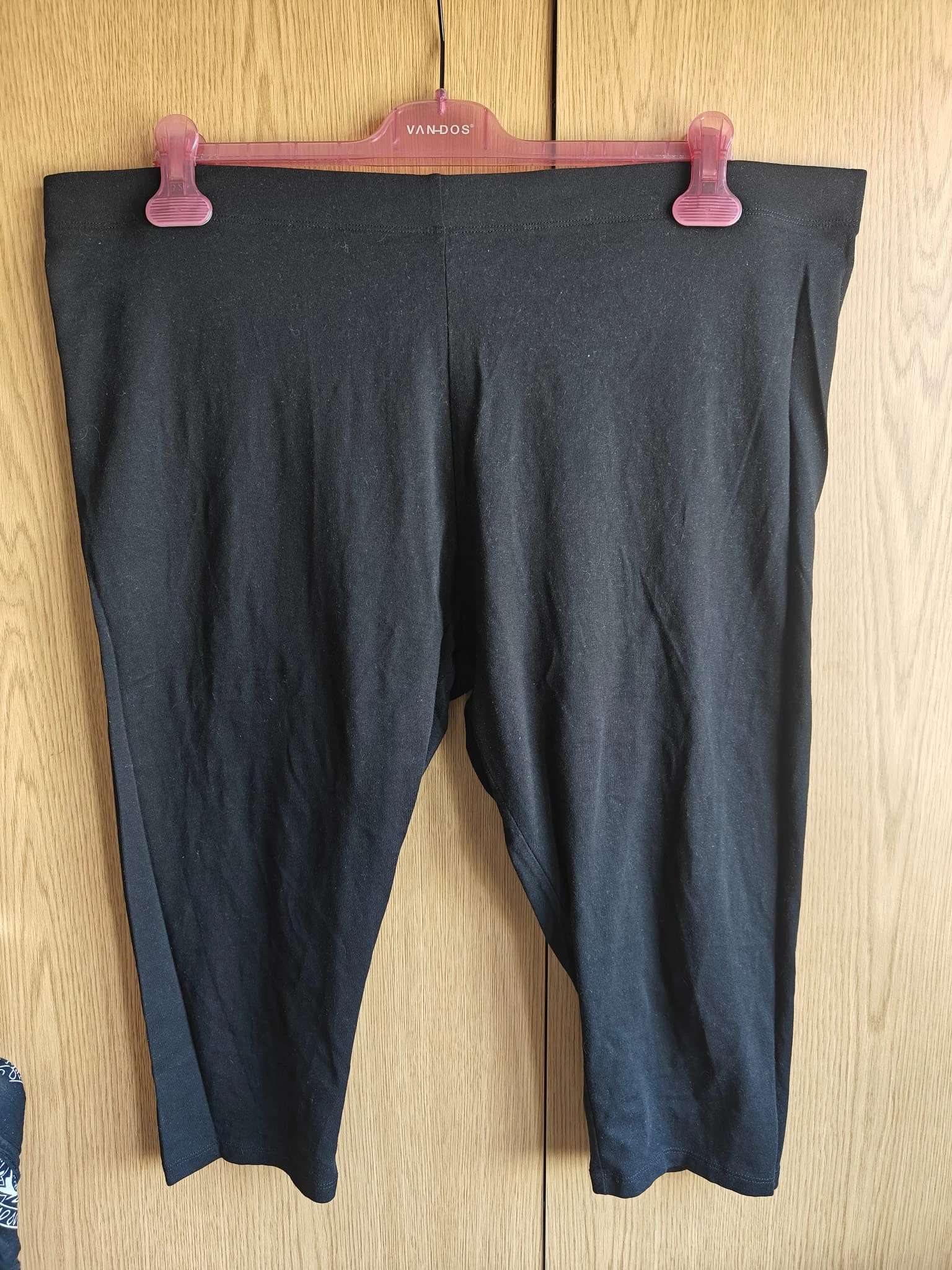 Leggings pretos confortáveis e versáteis